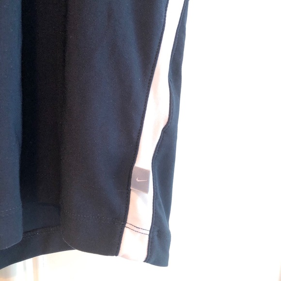 🎀DONATED NIKE TOP SHIRT L Pretty Navy blue L 🎀 - Picture 4 of 6